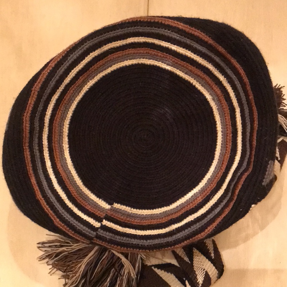 Handcrafted Geometric Patterned Bag - Black And B… - image 4